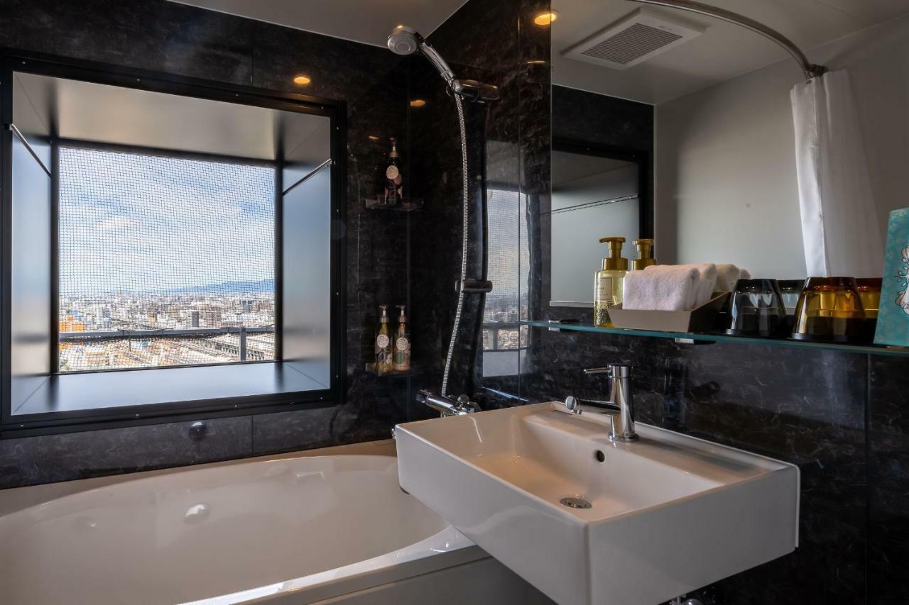 Hotel Wbf Shin-Osaka Skytower Экстерьер фото