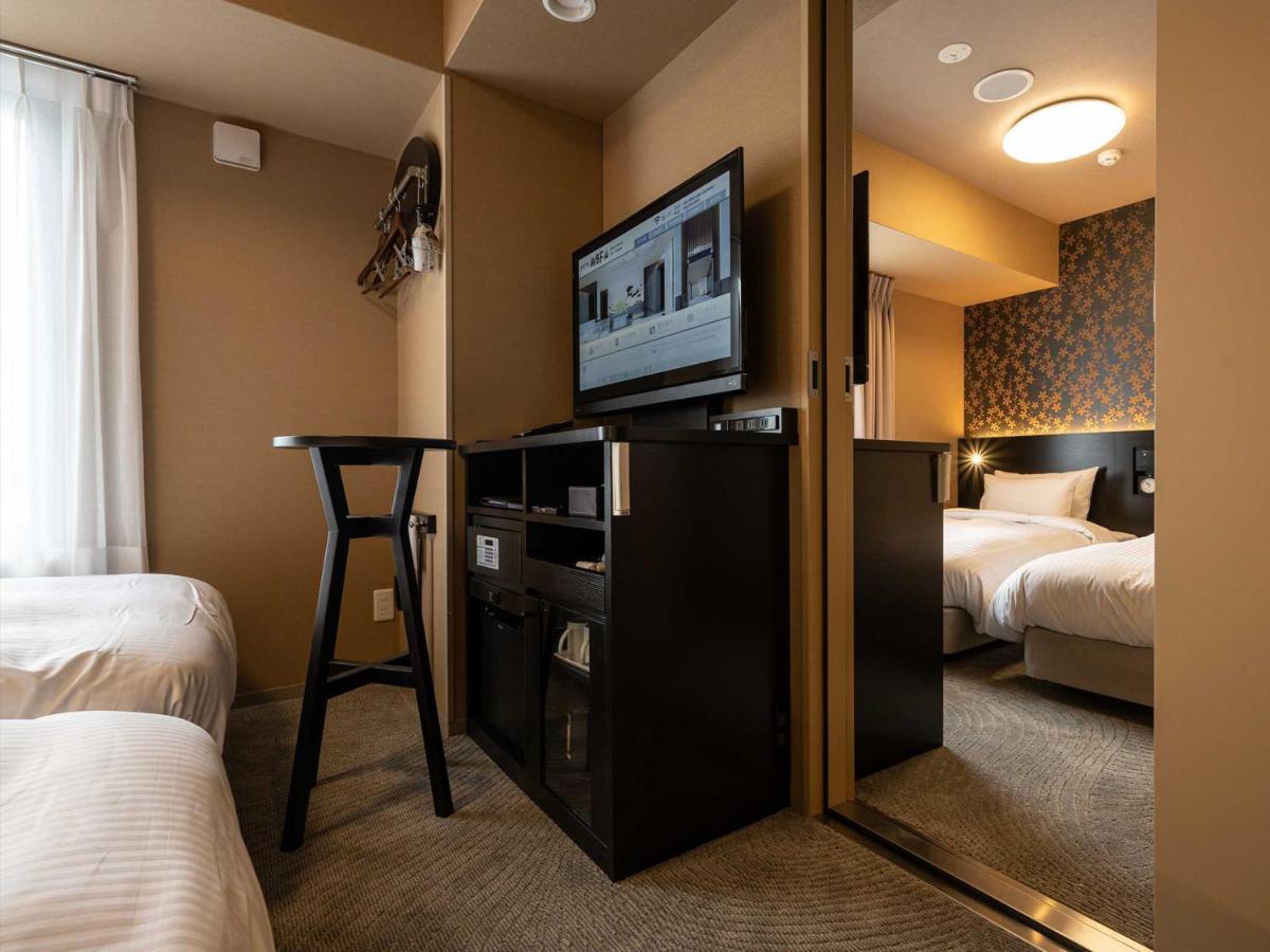Hotel Wbf Shin-Osaka Skytower Экстерьер фото