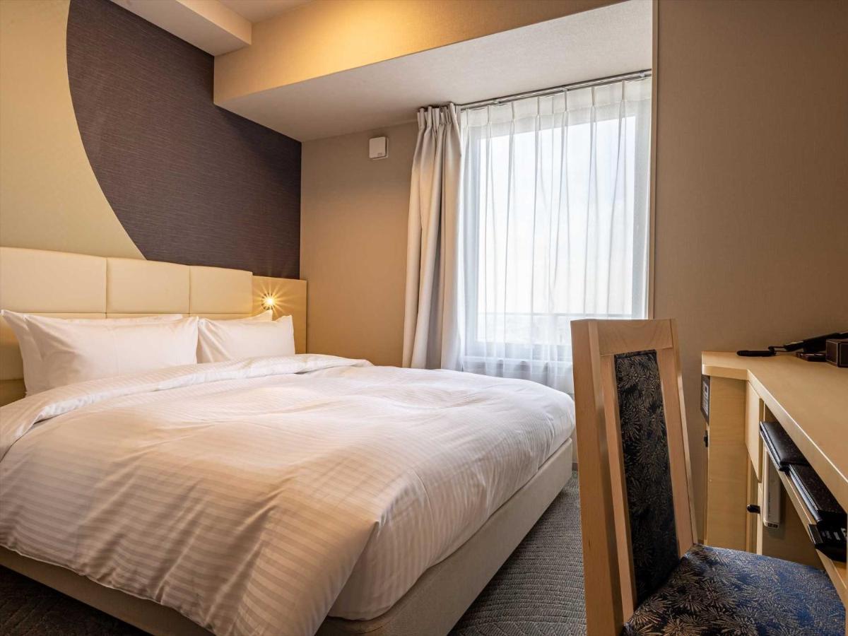 Hotel Wbf Shin-Osaka Skytower Экстерьер фото